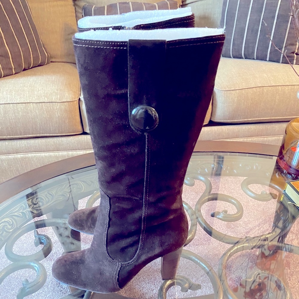 Brown Suede boots